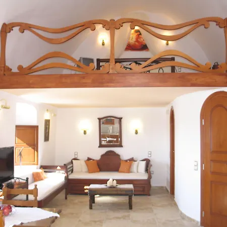 Santorini Mansion At Imerovigli (Santorini)
