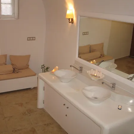 Santorini Mansion At * Imerovigli (Santorini)