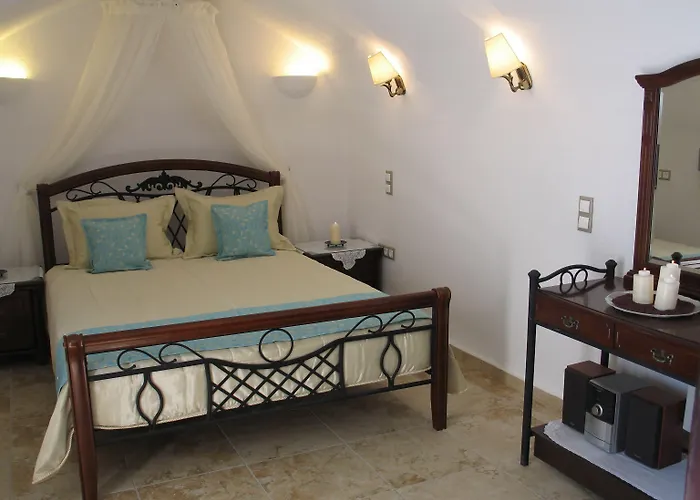 Santorini Mansion At Imerovigli (Santorini)