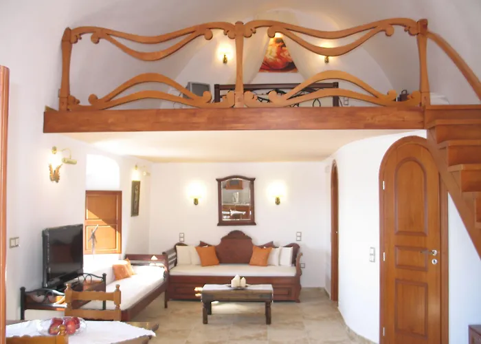 Santorini Mansion At Imerovigli (Santorini)