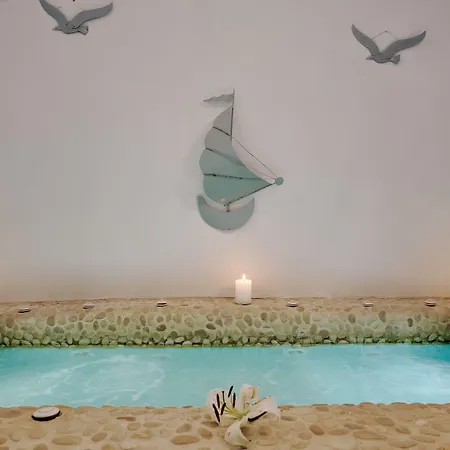 Santorini Mansion At *