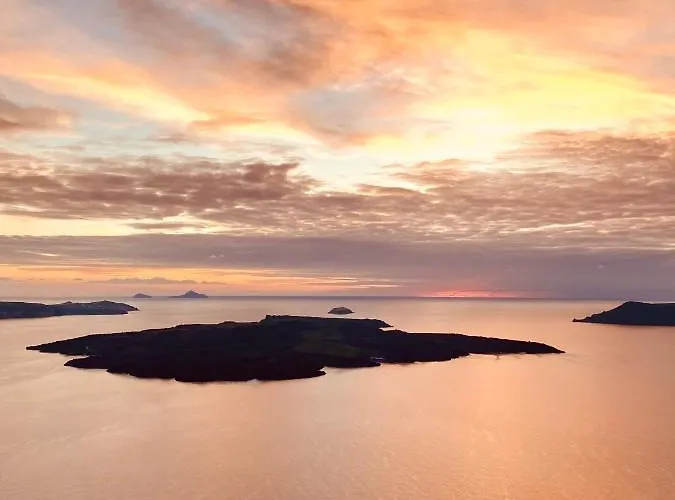 قصر سانتوريني في إمِروفيلي