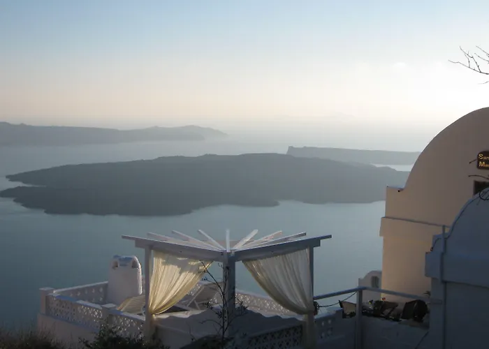 Santorini Mansion At *