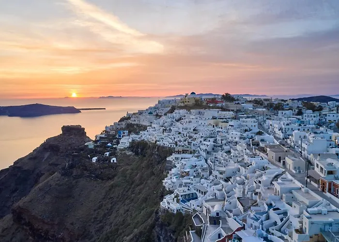 Santorini Mansion At דירה אימרוביגלי