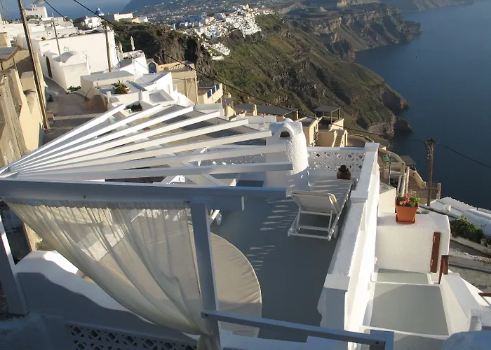 Santorini Mansion At דירה